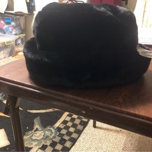 Black faux fur hat